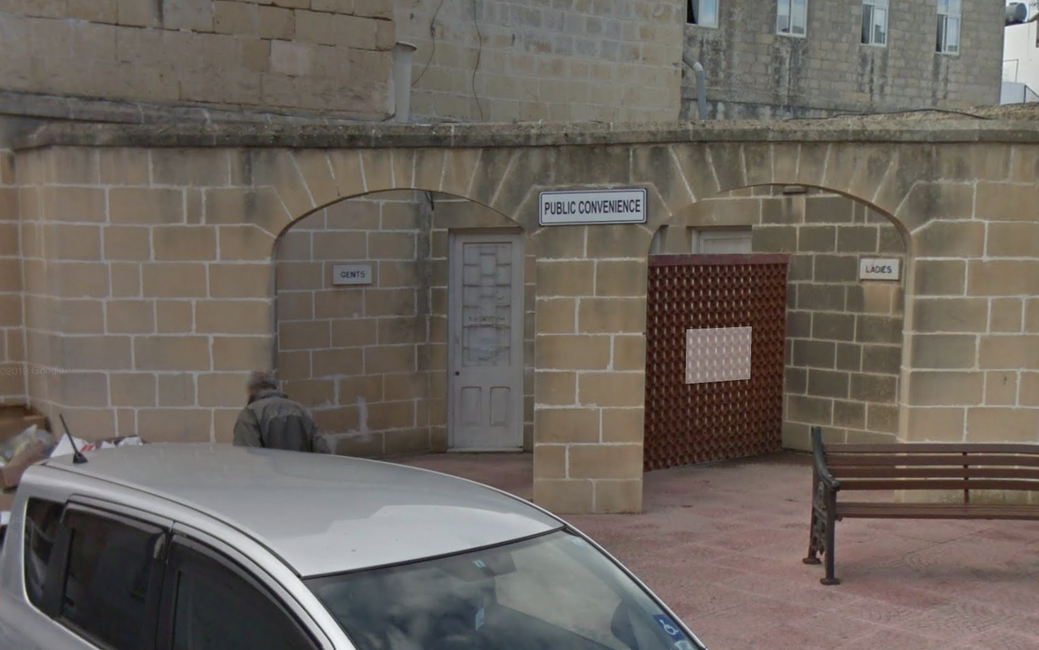 Triq ir-Rebħa Public Toilets